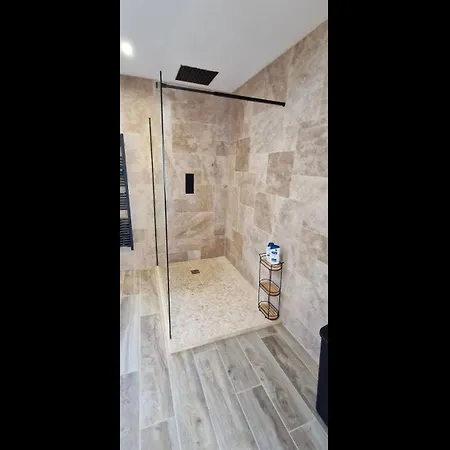 Daire House For 4 To 6 Peoplec *